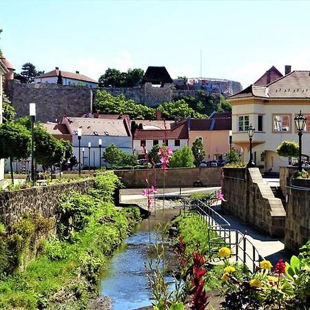 Foglal-Lak Apartman Eger Exteriér fotografie